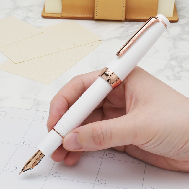 セーラー万年筆 万年筆 プロフェッショナルギア ピンクゴールド MF 中