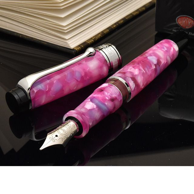 アウロラ（AURORA） 万年筆 限定品 カレイドスコーピオ・ルーチェ