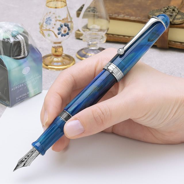 アウロラ（AURORA） 万年筆 限定品 アウロラ・ボレアーレ 極光 AURORA