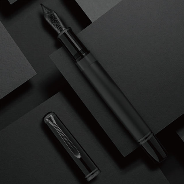 d*3様 Pelikan ブラック 万年筆 ペリカン 万年筆 400NN M&K M 中字 ブラックストライプ 新品)Pelikan