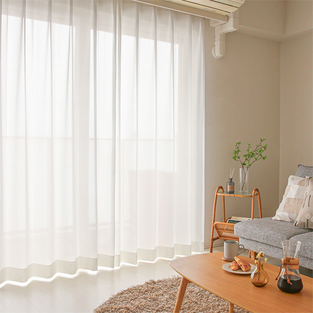 遮像レースカーテン 大人気の ふわりぃ シリーズから、ラメがきらめく3