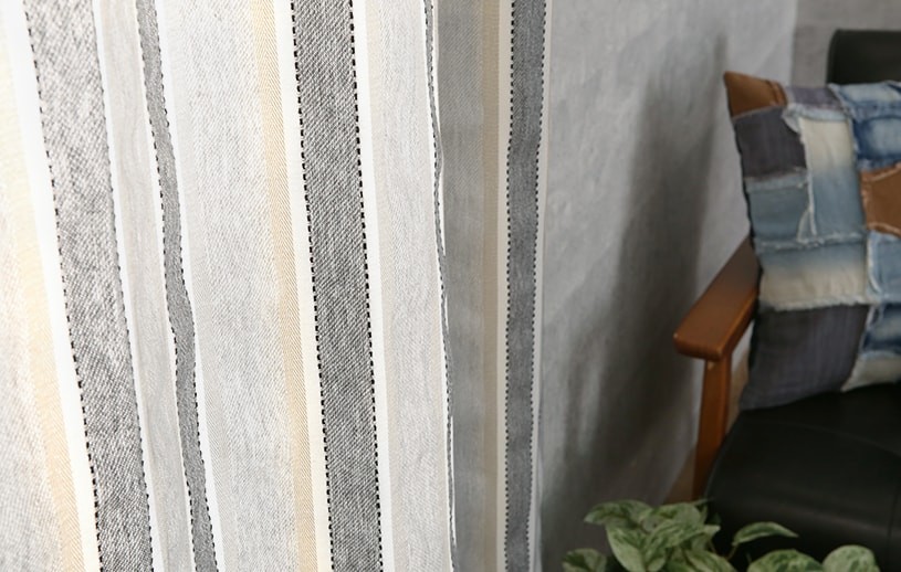 カーテン 黒 ストライプ アメリカン かっこいい イップ ブラック 1.5倍