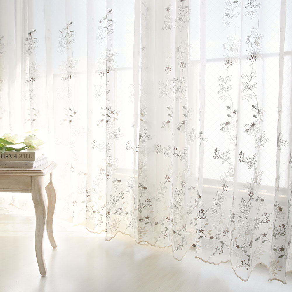 ジャガードカーテン レースカーテン いつまでも眺めていたい贅沢な刺繍