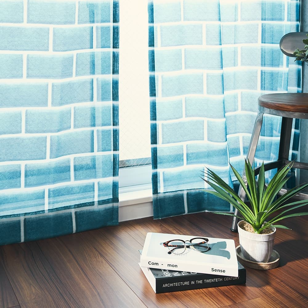 英国ヴィンテージ ノッティンガムレース最高峰マドラスカーテン ブルー市松格子模様 英国ヴィンテージ ノッティンガムレース最高峰マドラスカーテン ブルー