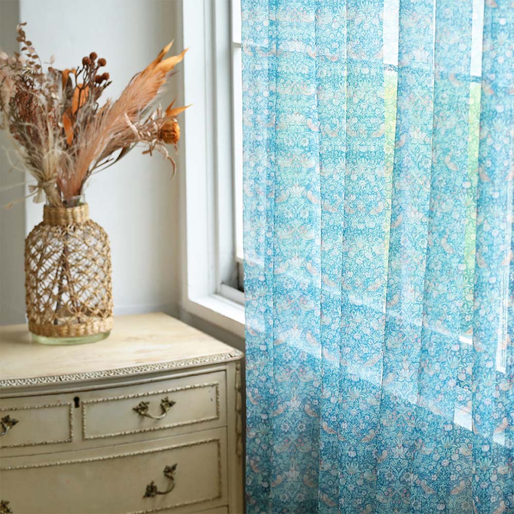 リバティ 世界中で愛されるリバティプリントを窓辺で 1.5倍ヒダ