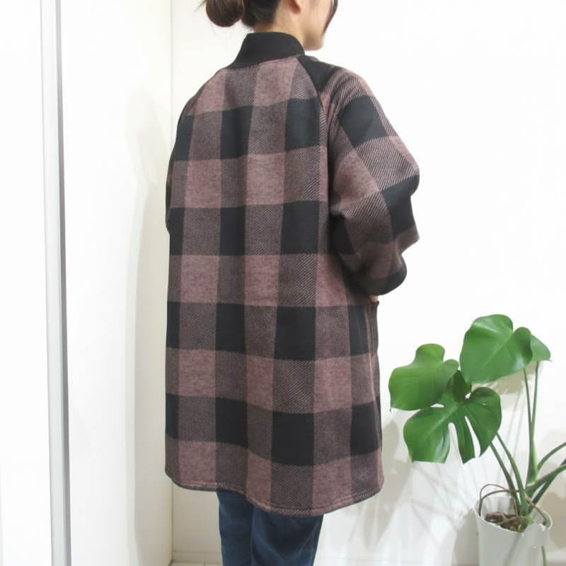 24-25563-set10.jpg