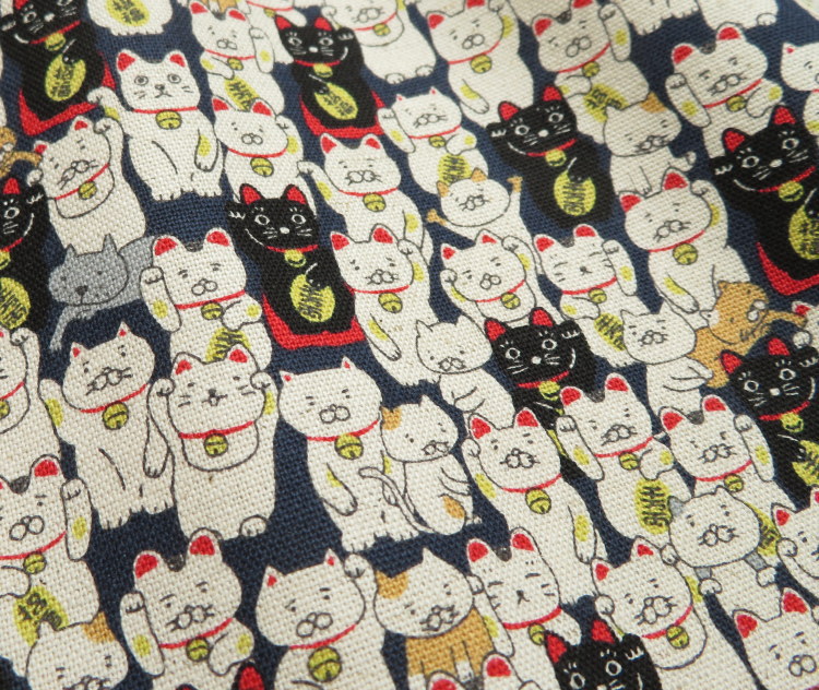 激レアチョコにゃんこねこキャンティパネル生地　ハンドメイド 生地 猫柄 108cm巾 綿麻キャンバス ≪招き猫≫(7106) ねこ柄 生地