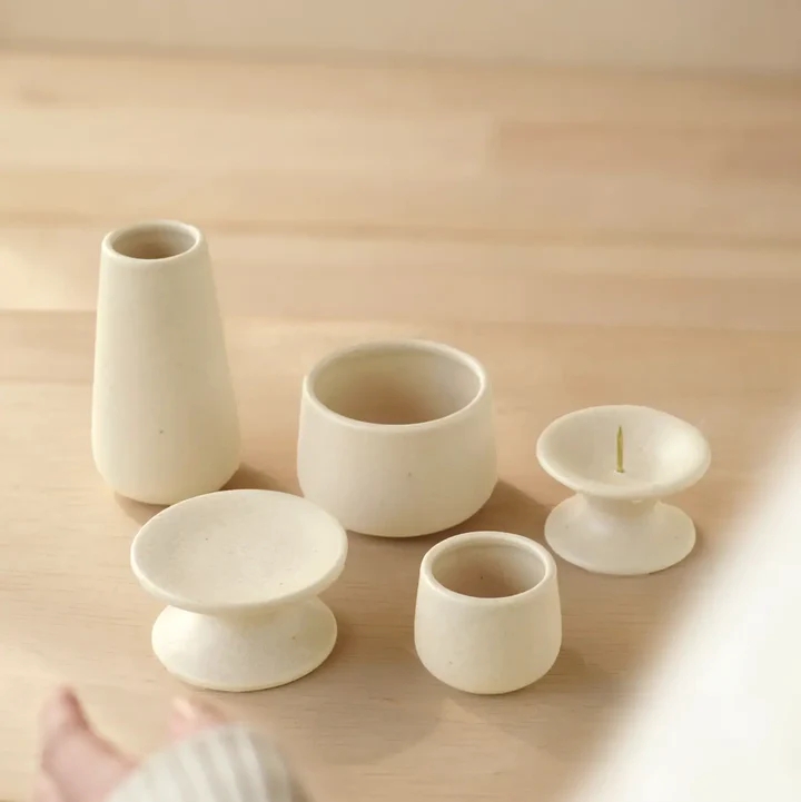 UTATANE ペット仏具 5点セット 犬 猫 ペットメモリアル 花立て 供養皿 香炉 水入れ ろうそく立て 仏壇 かわいい メモリアルグッズ 関連画像1