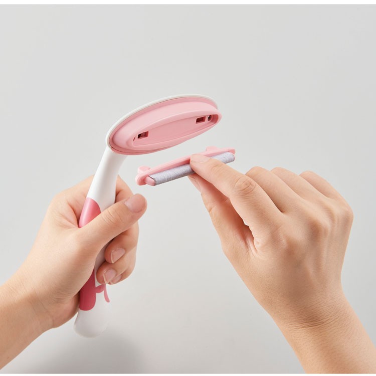 毛玉取りブラシプロ仕様エッジ使い分けリントブラシ付ニットCogitお手入れ洗濯塾　衣類にやさしい毛玉取りブラシコジット 