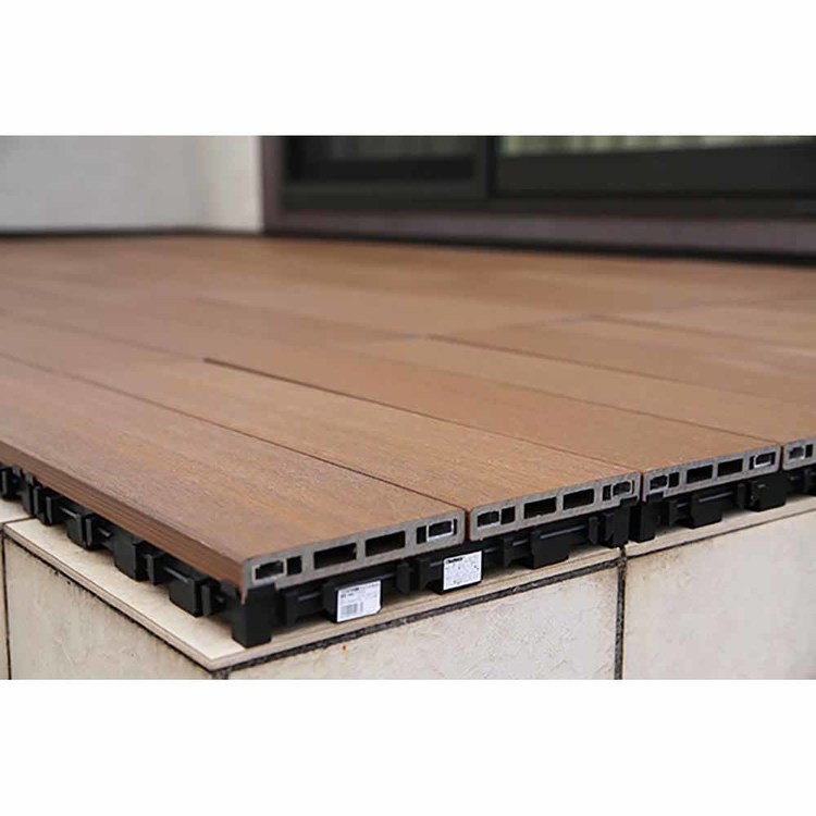 エクステリアウッドデッキジョイントタイル人工木ウッドパネル人工木木目調ジョイントタイル厚型3030（6入）旭興進 