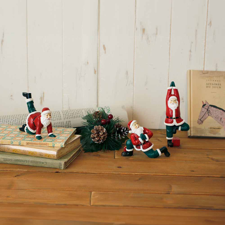 クリスマス 飾り インテリア ヨガポーズ サンタクロース 置物