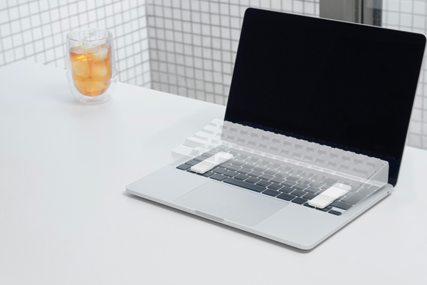 お使いのPCの上で外付けキーボードが気軽に使える『タイプスティックス／打ち箸』HHKBシリーズ共通