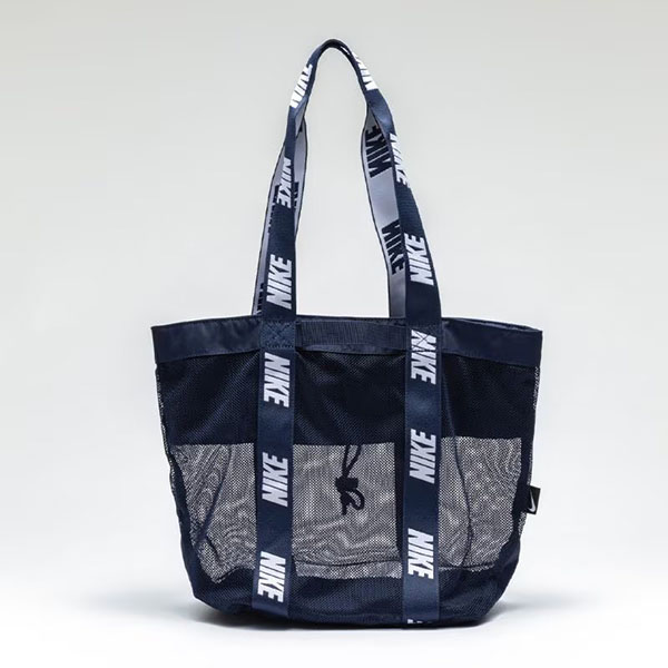 NIKE（ナイキ） スイミングバッグ メッシュトートプールバッグ 20L