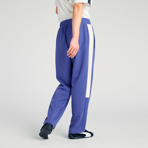 PUMA（プーマ） 30%off ラスト1点 Mサイズ メンズ レディース ジャージ