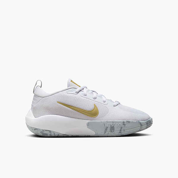 NIKE 送料無料 ナイキ スニーカー バスケットボールシューズ