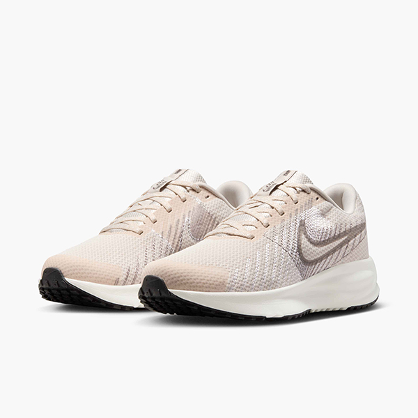 NIKE（ナイキ） 31%off ランニングシューズ レディース ウィメンズ