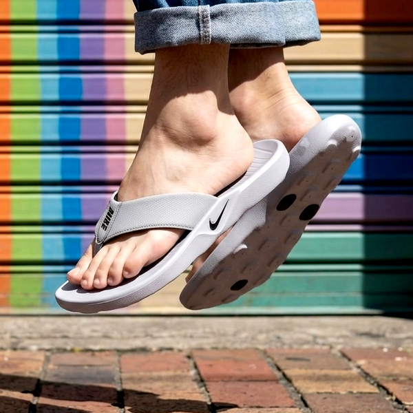 NIKE（ナイキ） 2026夏新作 ビーチサンダル マリーナ メンズ 鼻緒