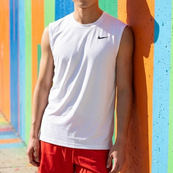 NIKE（ナイキ） ゆうパケット発送！ 送料無料 ノースリーブ シャツ