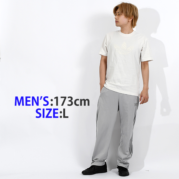 激レア アディダス オリジナルス アディカラー モノグラム Tシャツ 22年製 adidas（アディダス） tシャツ モノグラムティー Tシャツ / アディダス