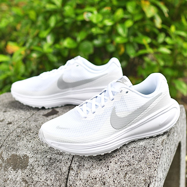 NIKE ナイキ スニーカー ランニングシューズ レディース メンズ