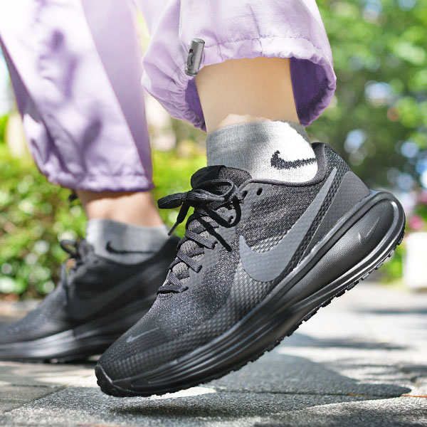 NIKE（ナイキ） 期間限定 30%off スニーカー ランニングシューズ