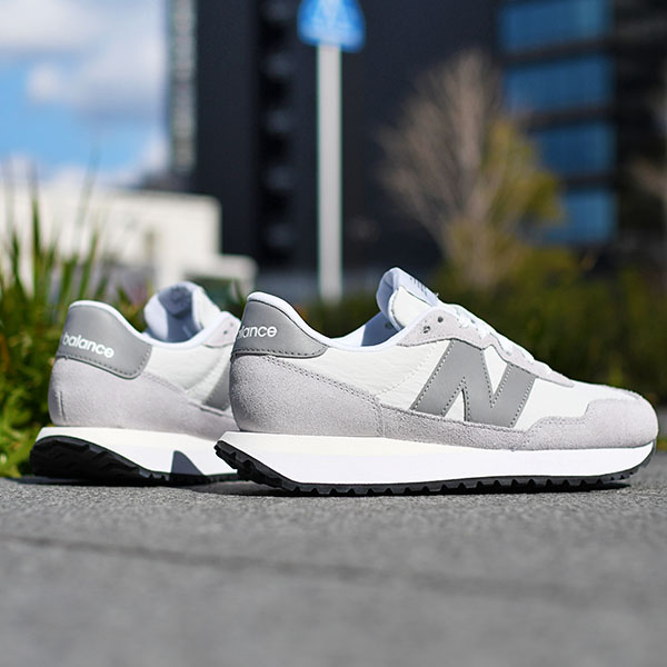 New Balance＞ U997GY/スニーカー（スニーカー）｜New Balance