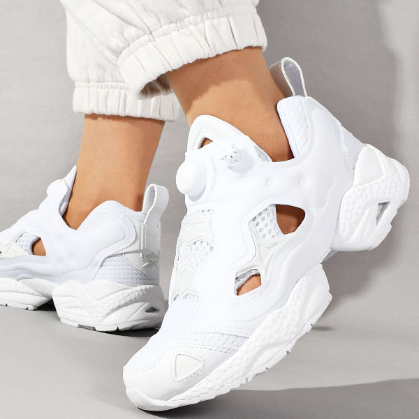Reebok インスタポンプ フューリー リーボック　スマイル　スニーカー　白 Reebok CLASSIC リーボック インスタポンプフューリー 95 REEBOK