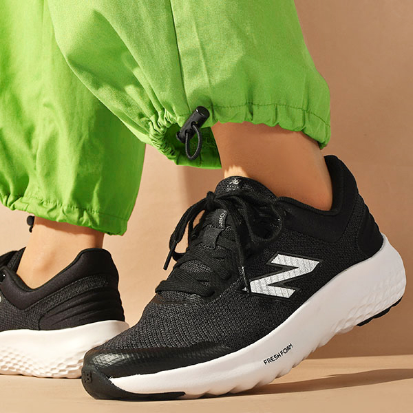 ニューバランス 幅広 スニーカー New Balance レディース Fresh Foam