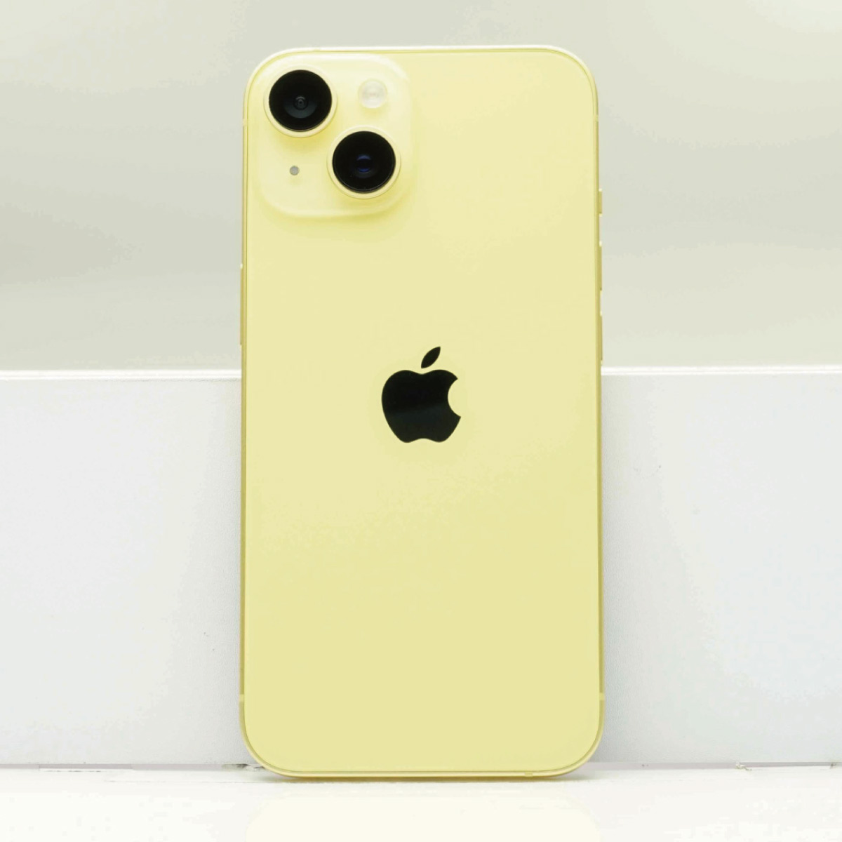 iPhone 14 Plus 256GB SIMフリー Cランク 中古 本体 スマホ