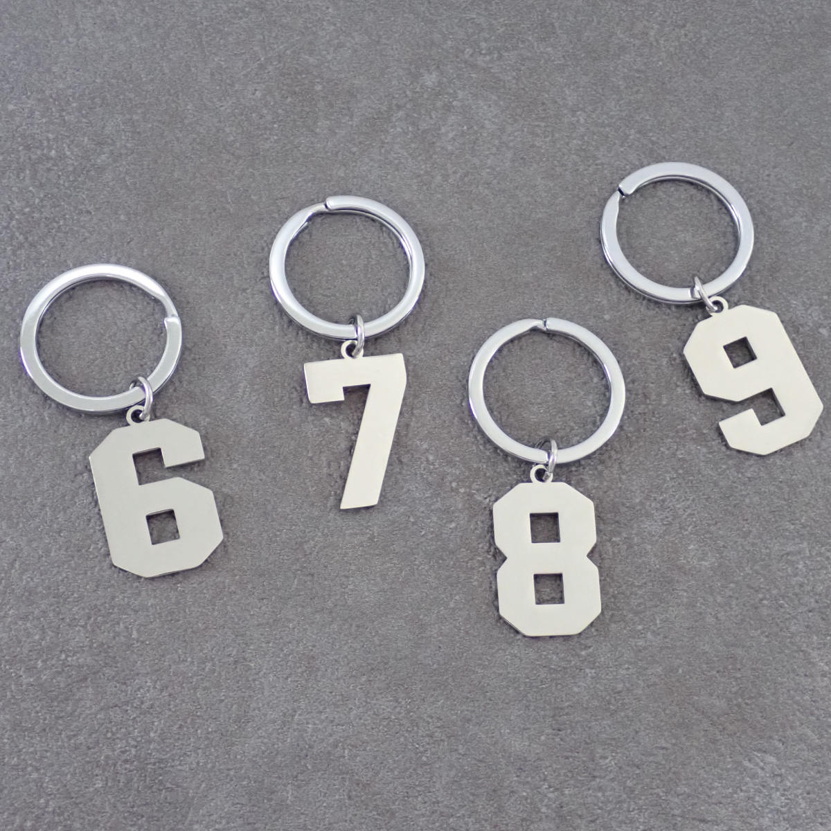 キーホルダー キーリング サージカルステンレス 数字 ナンバー