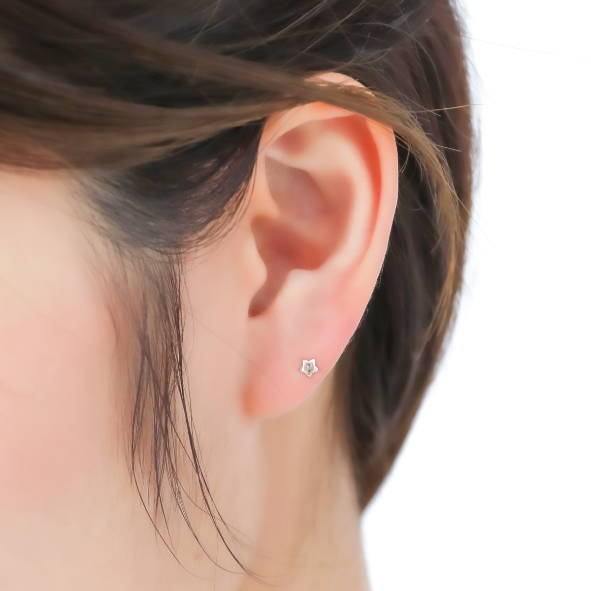ピアス レディース 日本製 K10 10金 星 スター ミニ 極小 小さい 目立ちにくい シンプル お肌に優しい 金属アレルギー対応 上品 爆買の画像