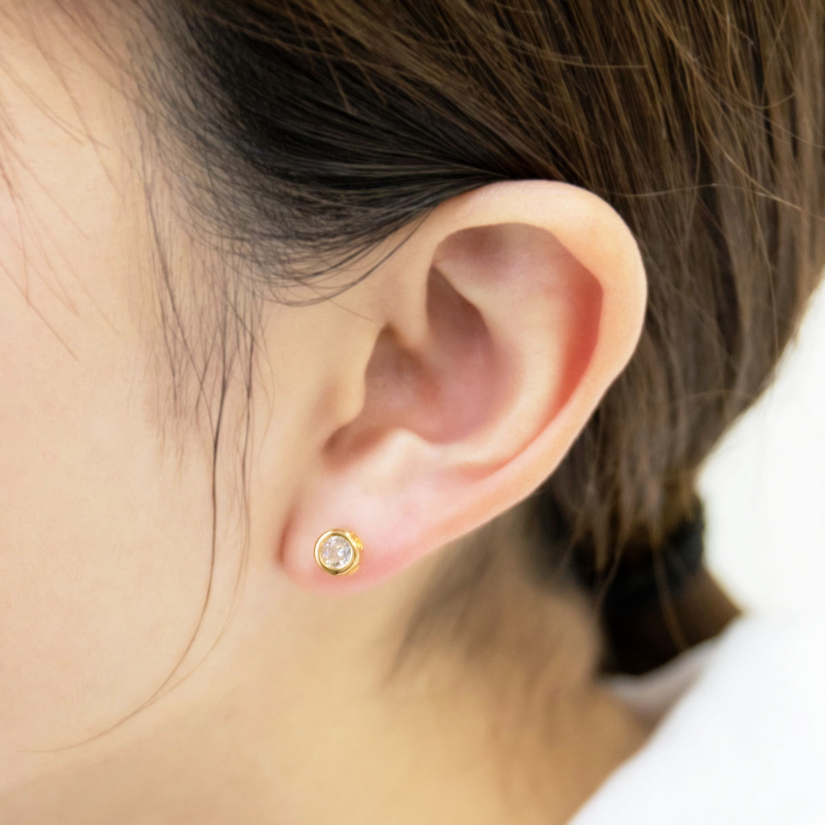 ピアス レディース チタン製ポスト 両耳用 キュービック