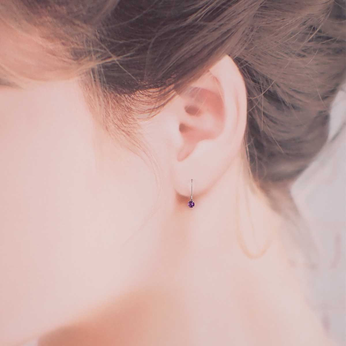 フックピアス プラチナ900製ポスト アメジスト 3mm 1粒 爆買の画像