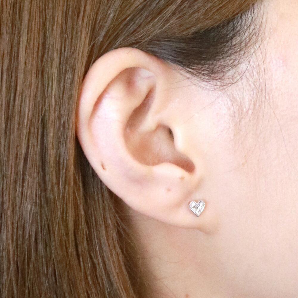 レディースピアス チタンポスト ラインストーン ハート ミル打ち