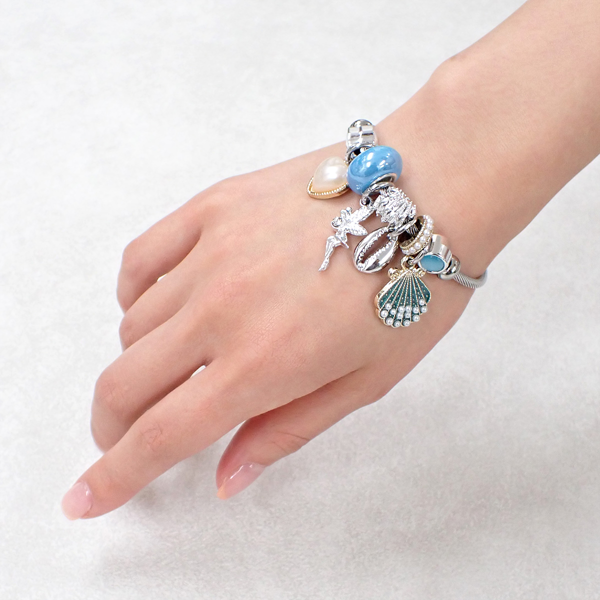 レディース アクセサリー チャームブレスレット バングル シェル