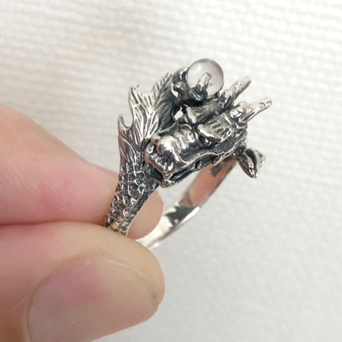 シルバー925 水晶リング 装飾的デザイン リング シルバー925 水晶 クリスタル ドラゴン 龍 風水 幅広 大ぶり ご