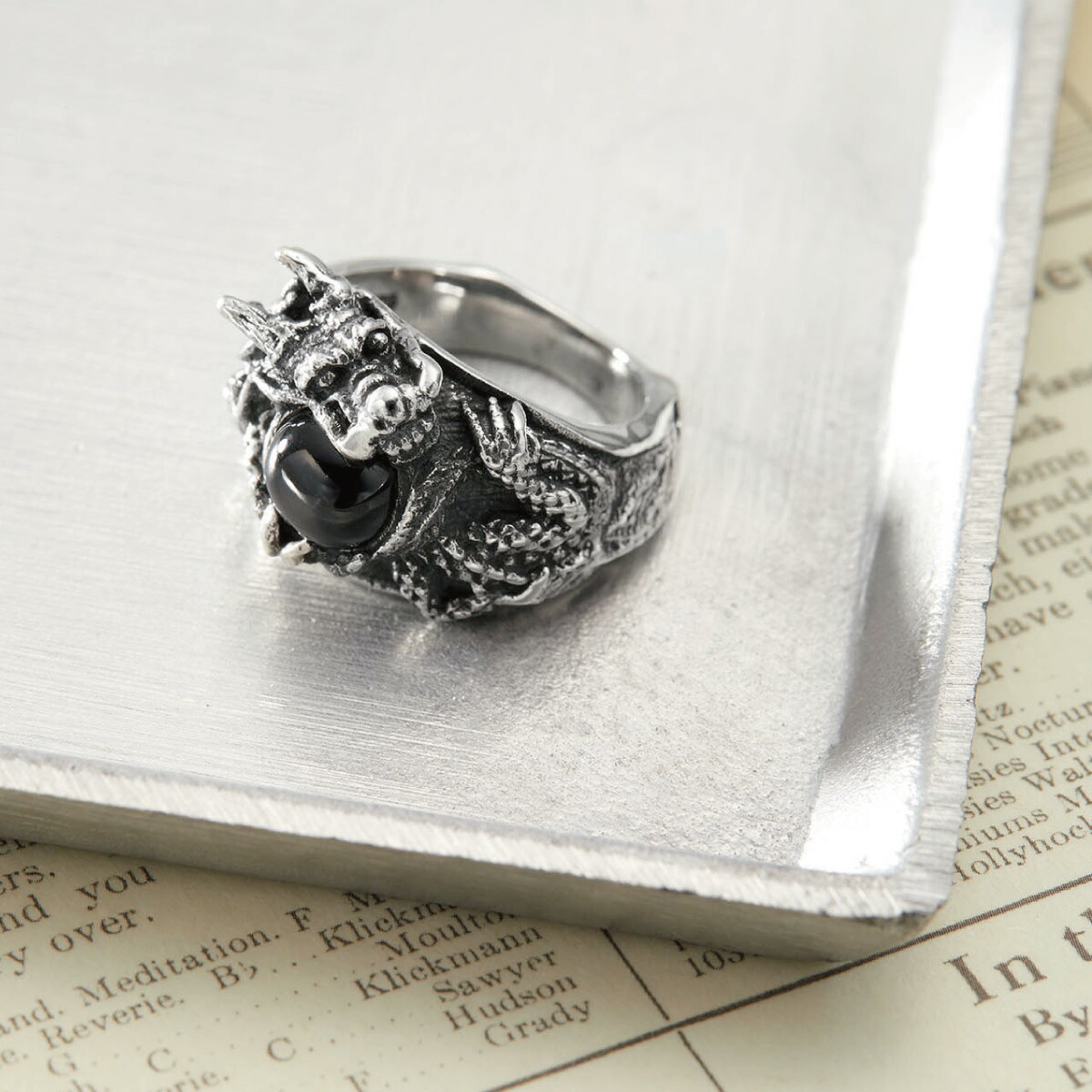 silver925無垢　【新品】ブラックスター　スカル　リングシルバー925 シルバーアクセサリースカル ブラックスタースカルリング 【銀の