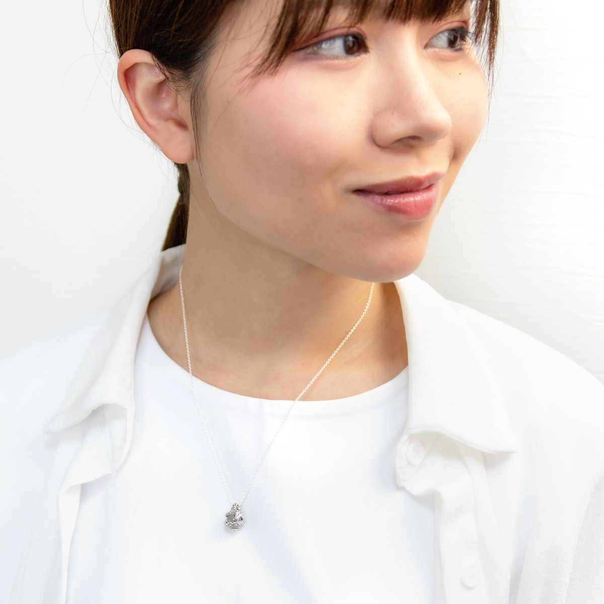 ネックレスとピアス 2点セット ペンダント フープピアス メンズ レディース 両耳用 シルバー925 水晶 蛇 ヘビ 動物 爬虫類 スネーク 爆買の画像