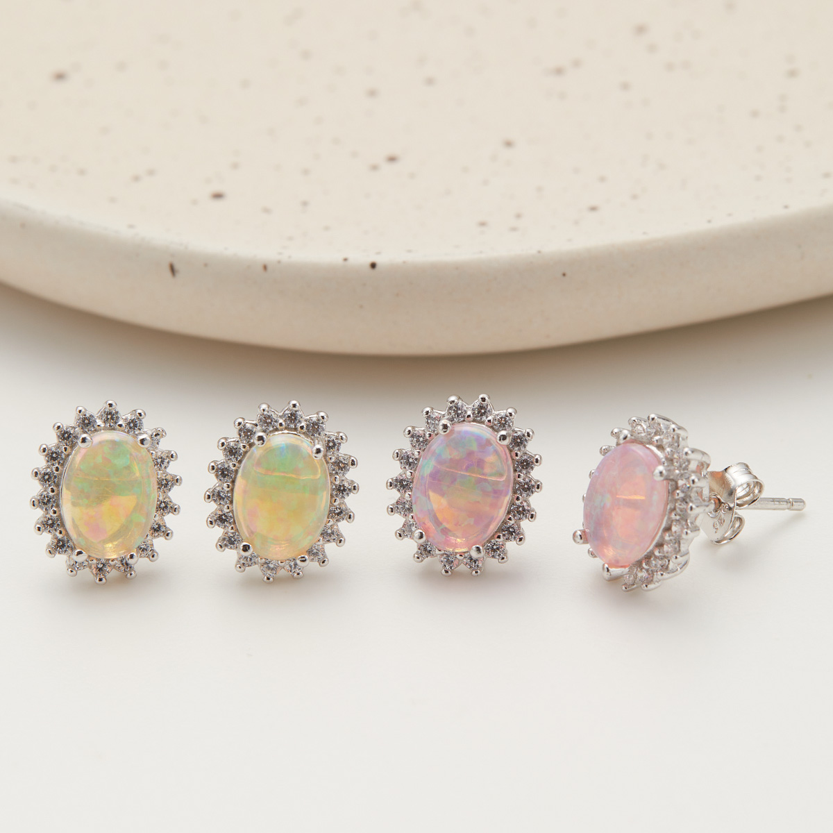 ⭐︎AGATHA⭐︎美品ジルコニアシルバーチャームとオニキスピアス シルバーラブラドライト／オニキスチャーム｜ネックレスチャーム
