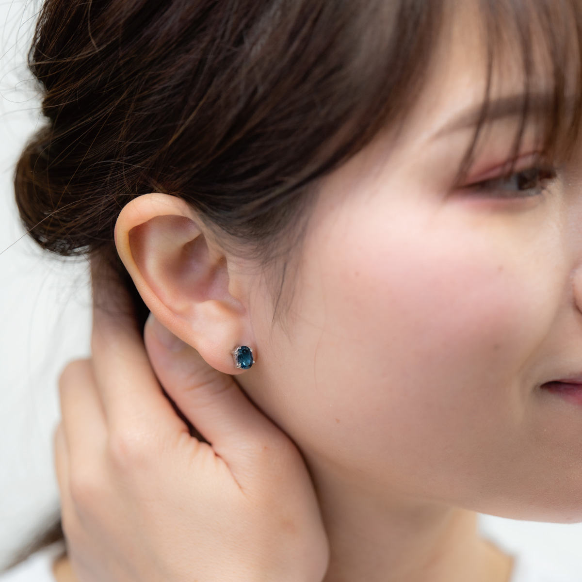 ピアス レディース 両耳用 シルバー925 ロンドンブルートパーズ
