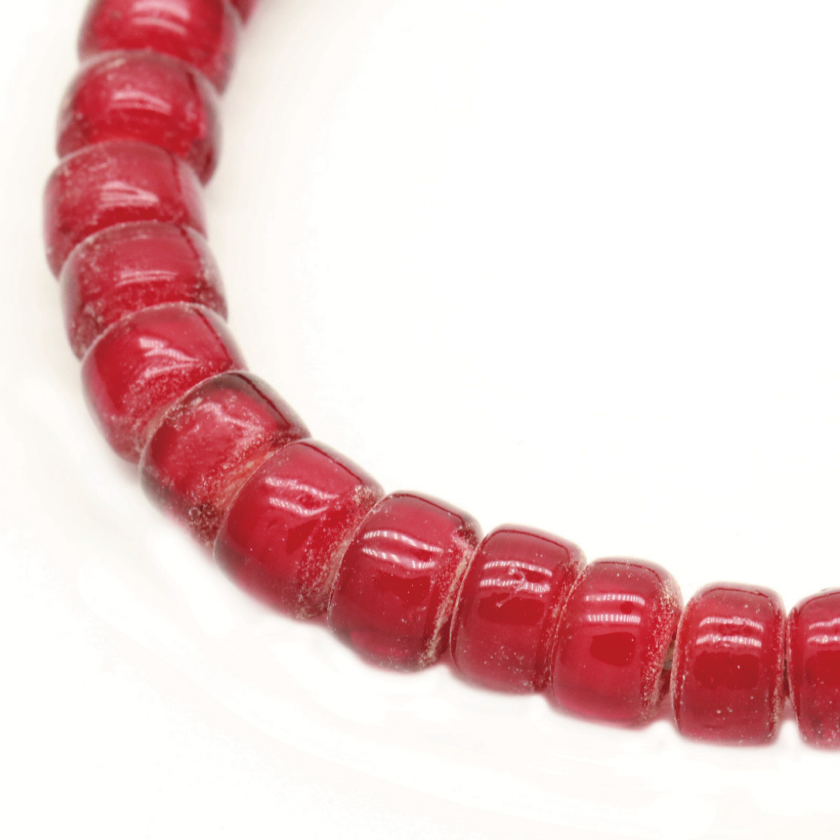 ビーズ パーツ アンティークビーズ風仕上げ 赤 オールドビーズ トンボ