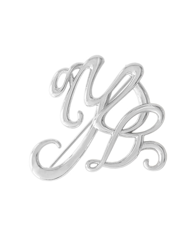ブローチ コサージュ メタル ロゴ アルファベット シルバー ゴールド レディース MD2