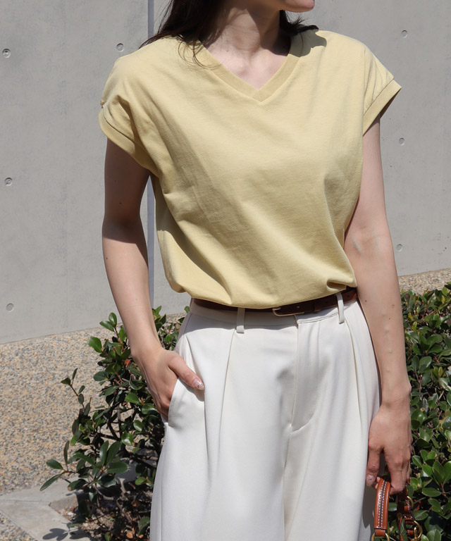 美品✨ブルネロクチネリ Tシャツ カットソー ベージュ クルー