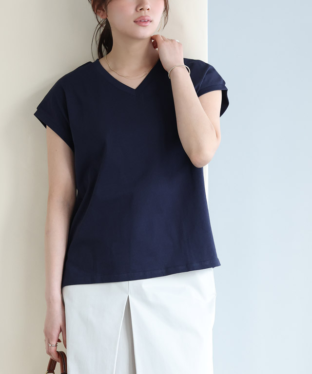 美品✨ブルネロクチネリ　Tシャツ　カットソー　ベージュ　クルーネック ベージュ系 M BRUNELLO CUCINELLI(ブルネロクチネリ) Tシャツ