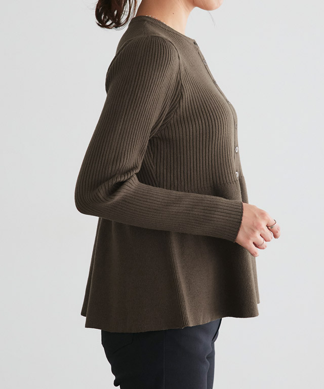 Drawer リブニットカーディガン36 RESORT 18Gペプラム ADAM ET ROPÉ FEMME(アダム エ ロペ ファム) / 【サステナブル