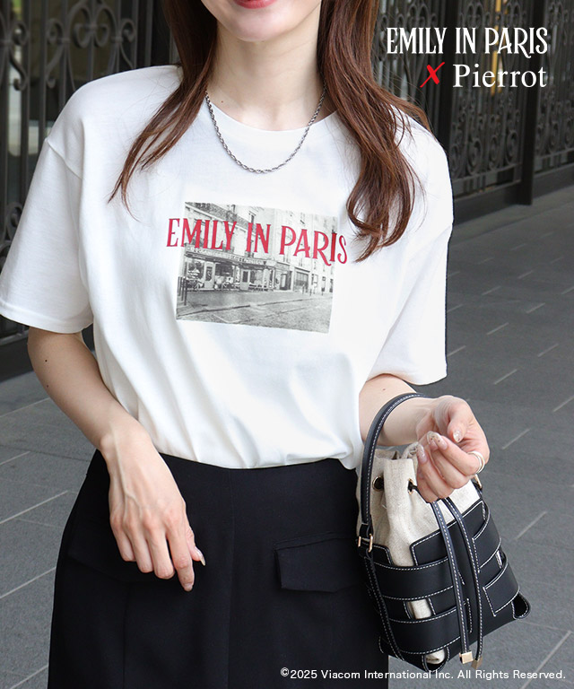 【EMILY IN PARIS】ロゴTシャツ