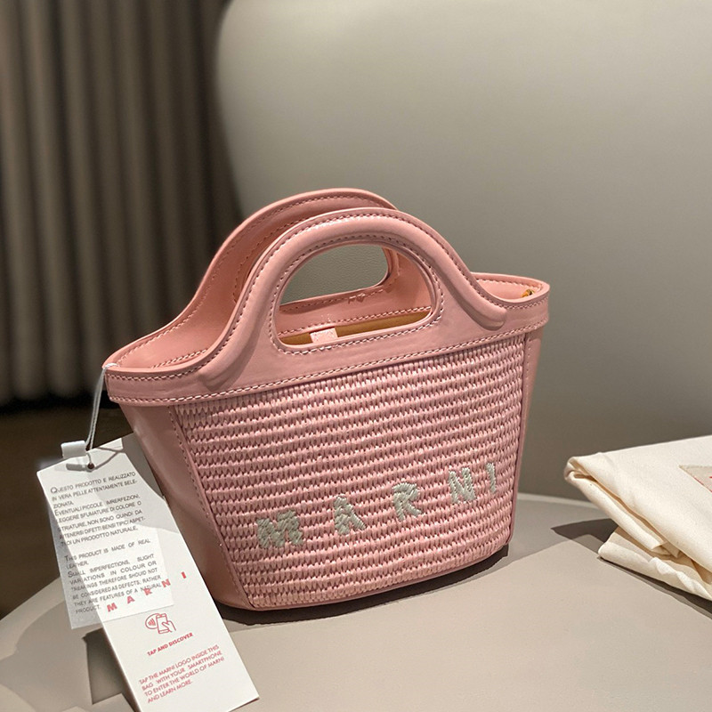 MARNI(マルニ) ピンク レザーとラフィアエフェクトファブリック