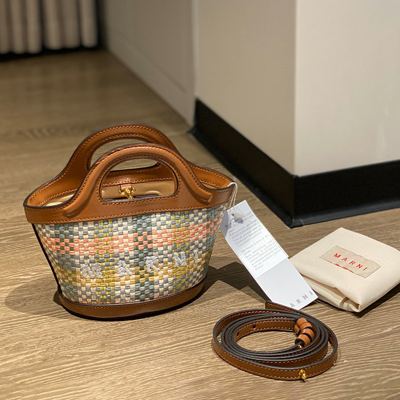 【メール便無料】 MARNI(マルニ) レザーとラフィアエフェクト ブラウン バッグ
