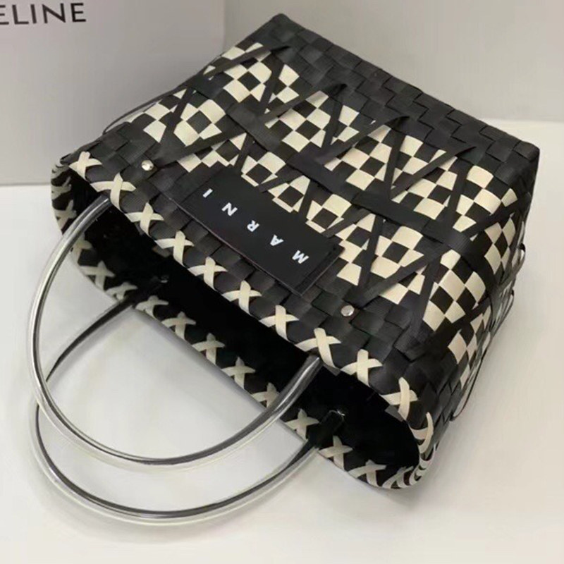 MARNI ★ ロゴ ハンドバッグ / ブラック MARNI - ロゴトートバッグ / トートバッグ / キャンバス製