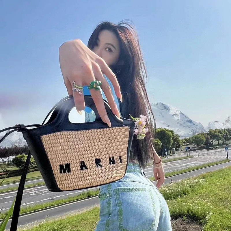 福袋!MARNI(マルニ) ミニバッグ ハンドバッグ TROPICALIA BAG 福袋!MARNI(マルニ) ミニバッグ ハンドバッグ TROPICALIA BAG